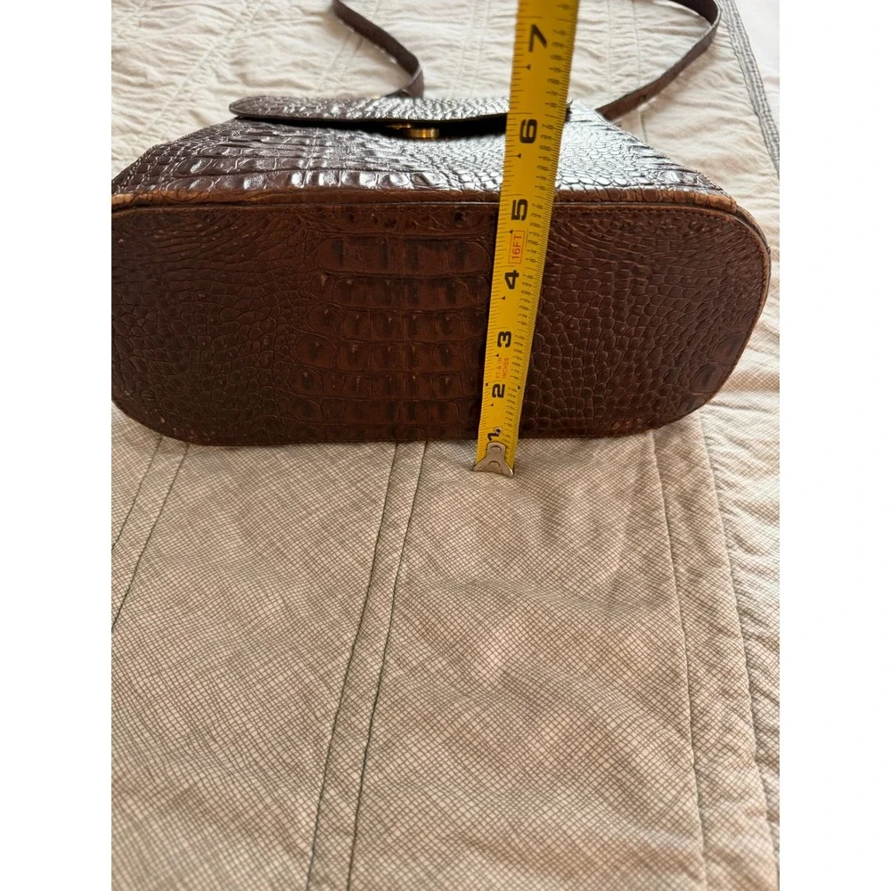 Brahmin Brown Croc Embossed Leather Shoulder Crossbody Front Flap Bag Vintage